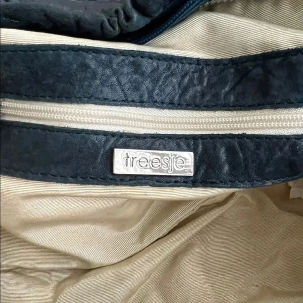 𝅺Treesjc Pebbled Navy‎ Leather Satchel Silver Hardware